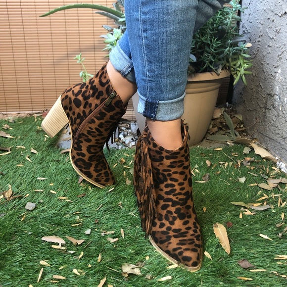 Faux Suede Leopard Print Ankle Boots - Picture 4 of 8